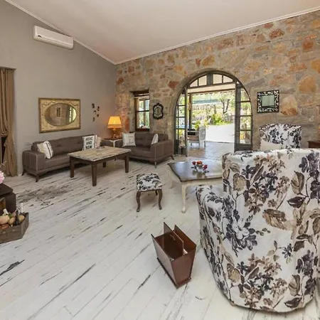 Private Pool Cozy In Yaliciftlik, Bodrum Villa Ciftlikkoy (Aegean)